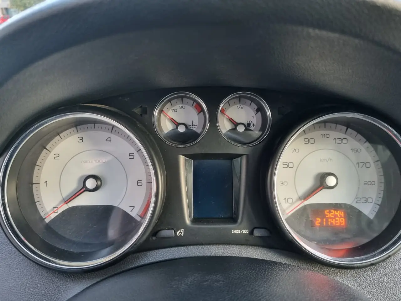 Peugeot 308 Feline 2.0N / 2013
