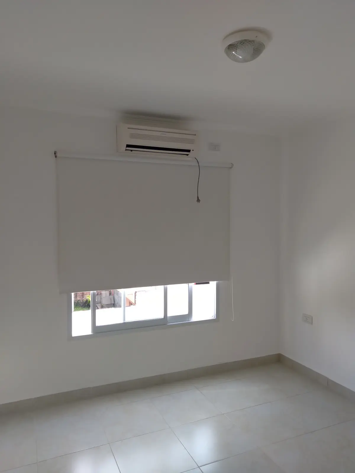 DUEÑO ALQUILA EXCELENTE DÚPLEX MODERNO ZONA LEBENSOHN