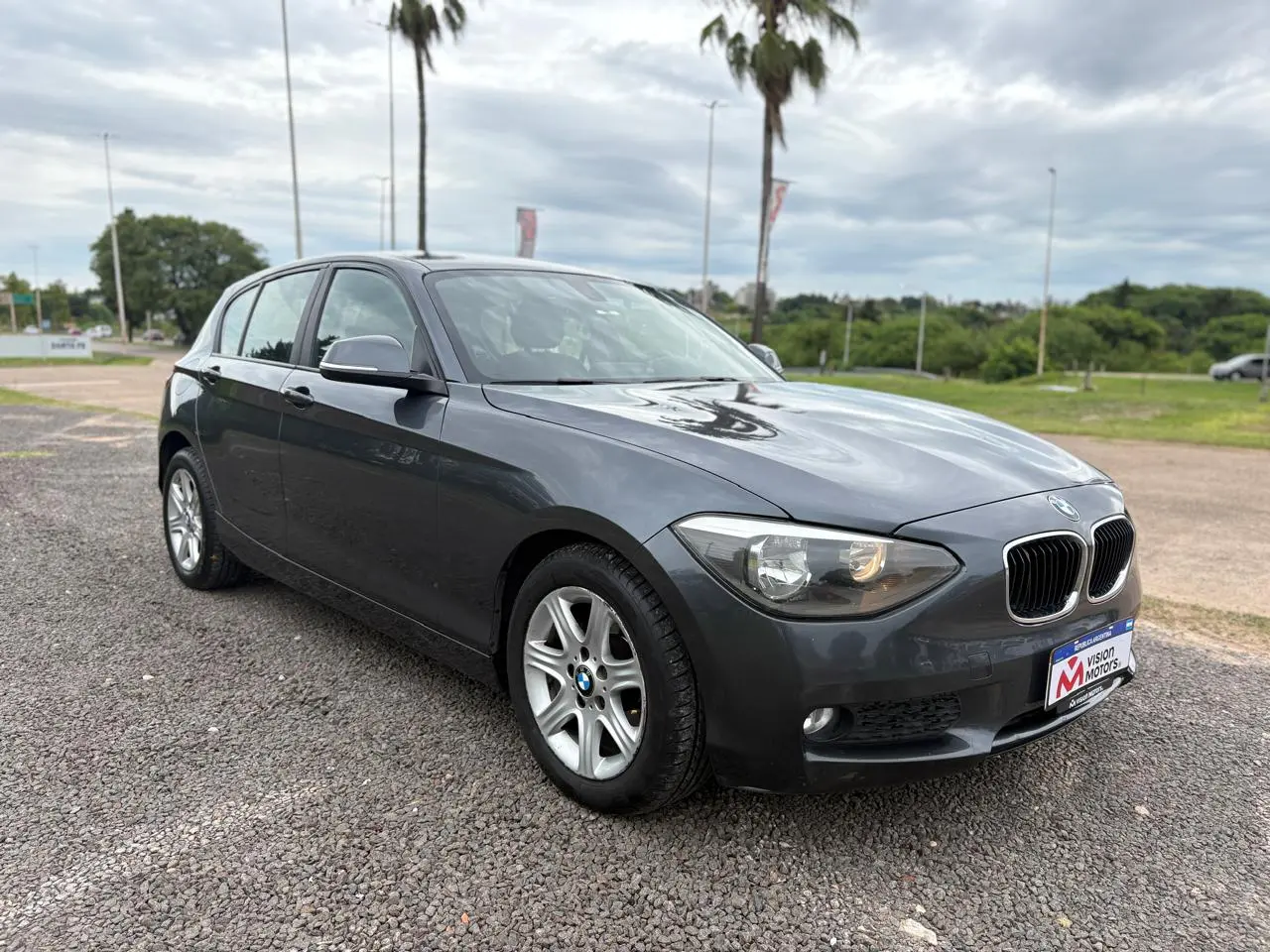 BMW 116i. Recibo vehÍculos.