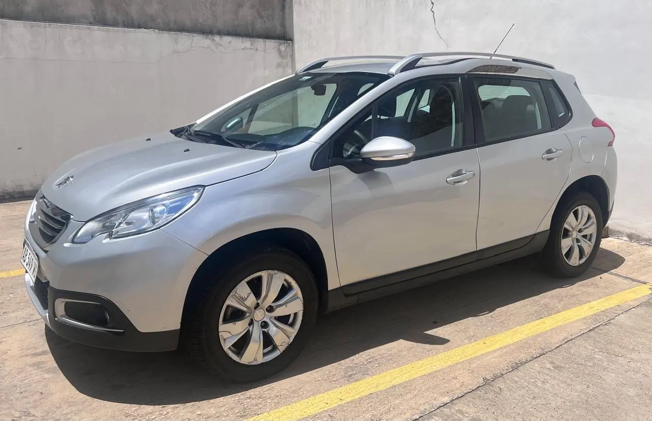 PEUGEOT 2008 MOD 2017 102.000kM