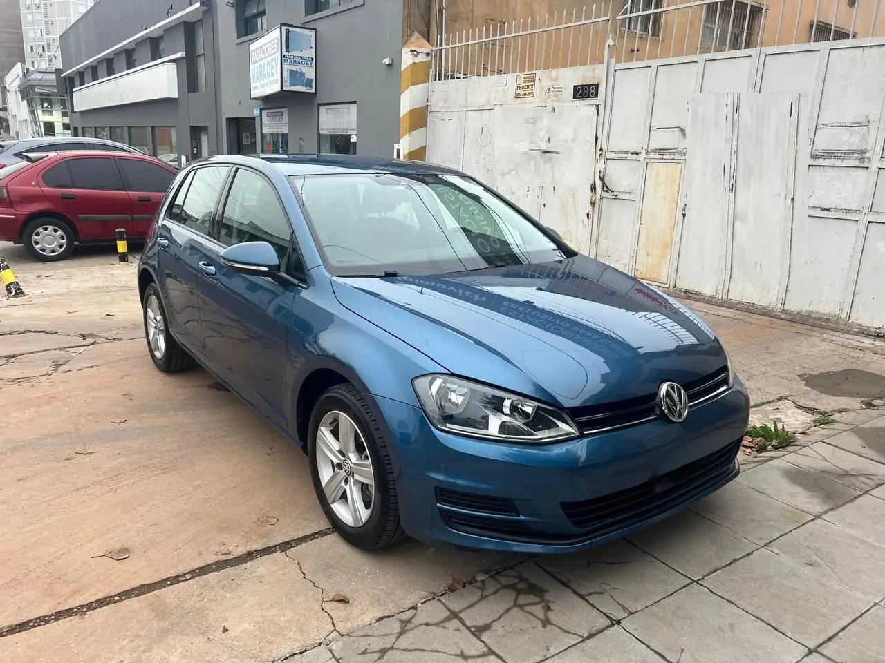 VOLKSWAGEN GOLF 1,6L TRENDLINE 2015