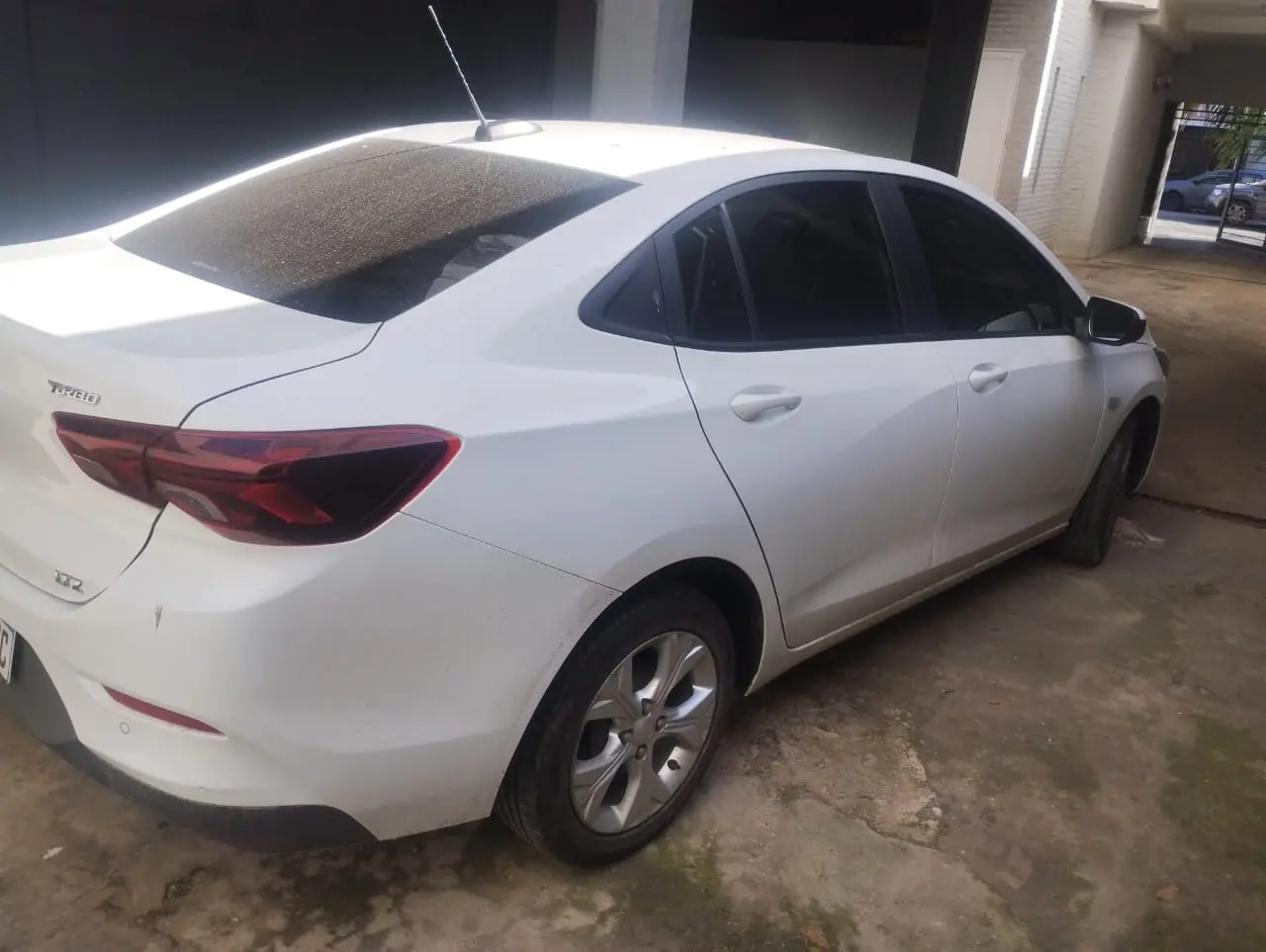 ONIX PLUS  1.0 LTZ sedan 2024