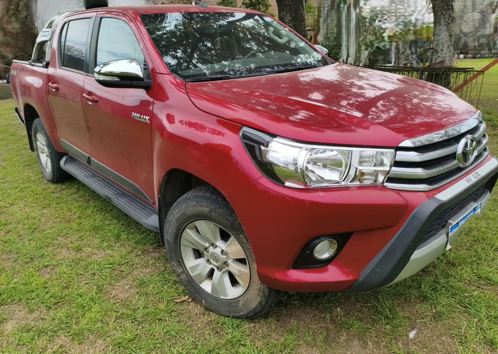 TOYOTA HILUX 2.8 TDI SRV 4x4 AT