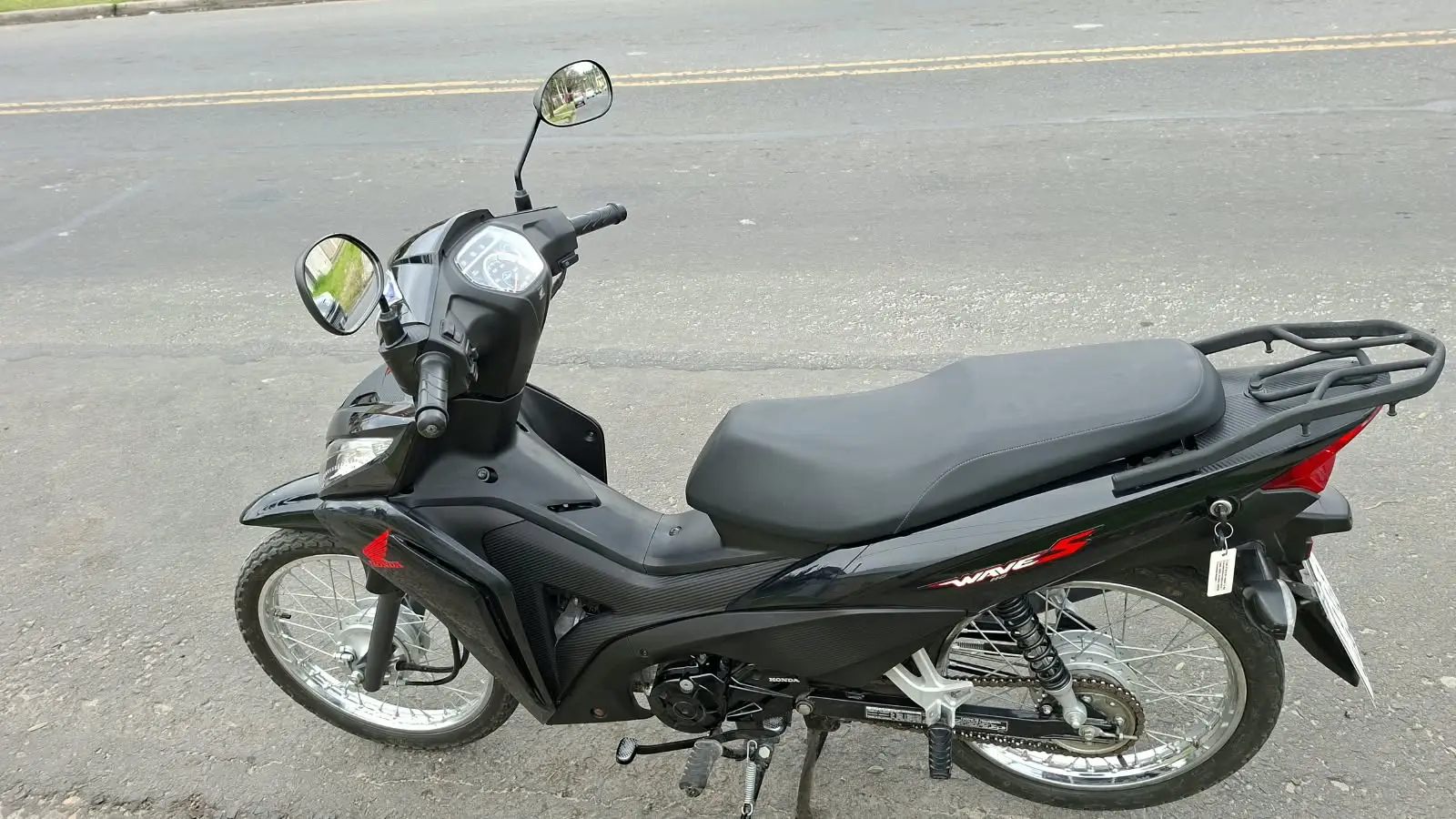 Vende Honda Wave modelo 2021